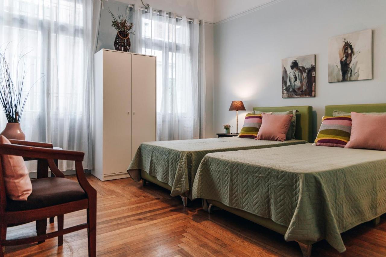 Monastiraki-Psiri, Old Town, 3-Bdr Apt, Sleep 6-10P, Spacious Court Yard Atenas Exterior foto